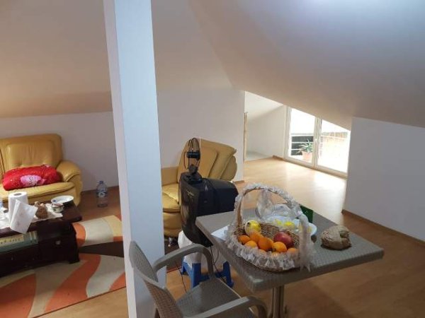 Tirane, ofert apartament 2+1 Kati 4, 80 m² 230 Euro (Adresa:  Dr. Shefqet Ndroqi afer vilave Amerikane)
