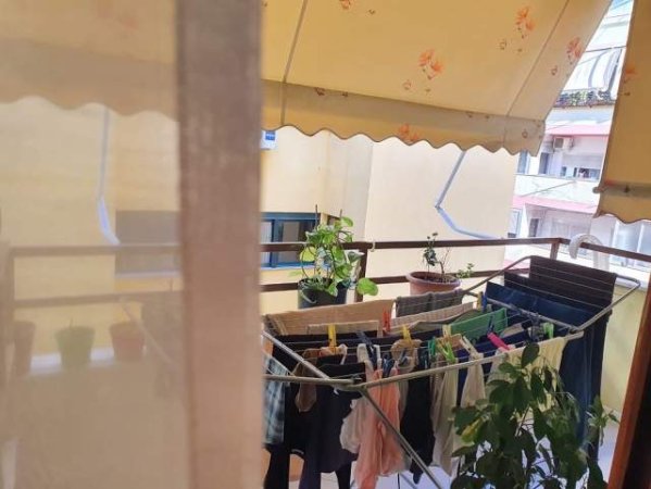 Tirane, ofert apartament 2+1+BLK Kati 3, 100 m² 450 Euro (Bill Klinton)
