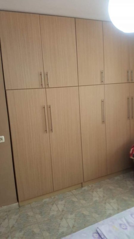 Tirane, jepet me qera apartament 1+1+BLK Kati 3, 65 m² 400 Euro (elbasanit)