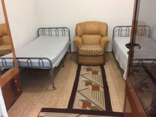 Tirane, jepet me qera apartament 2+1 Kati 1, 80 m² 25.000 Leke (ali demi)