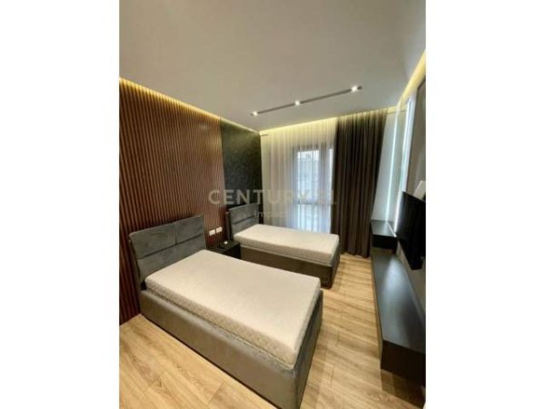 Jap me qera apartament luksoz 2+1+2+post parkimi, te SQUARE 21, 99 m², 1.000 Euro (21 Dhjetori)