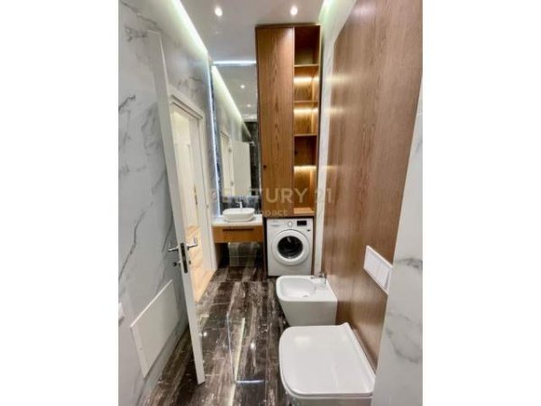 Jap me qera apartament luksoz 2+1+2+post parkimi, te SQUARE 21, 99 m², 1.000 Euro (21 Dhjetori)