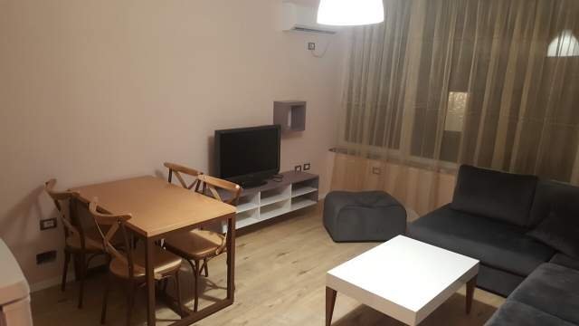 Tirane, jepet me qera apartament 1+1 Kati 2, 55 m² 32.000 Leke (5 maji)