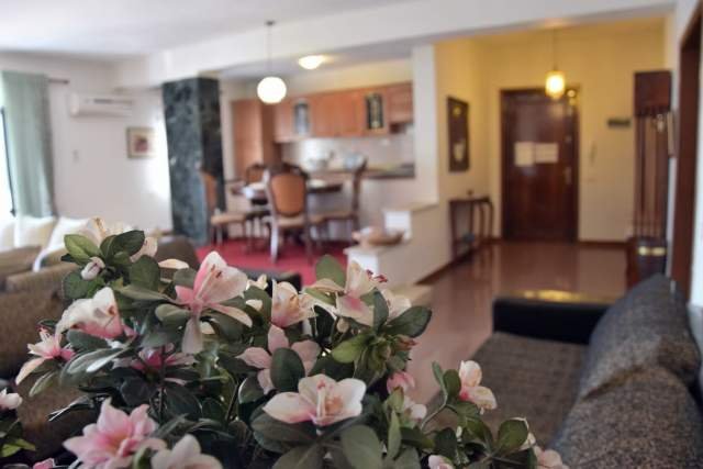 Tirane, jepet me qera apartament 2+1+A+BLK Kati 5, 130 m² 550 Euro (blloku)