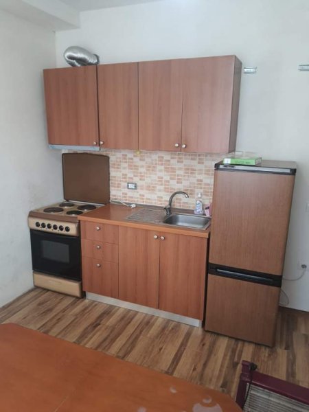 Tirane, jepet me qera apartament 1+1+BLK Kati 2, 60 m² 24.000 Leke (mihal grameno)