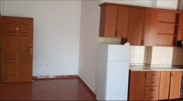 Tirane, jepet me qera apartament 1+1+BLK Kati 3, 95 m² 30.000 Leke (siri kodra)