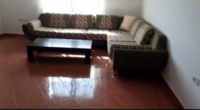 Tirane, jepet me qera apartament 1+1+BLK Kati 3, 95 m² 30.000 Leke (siri kodra)