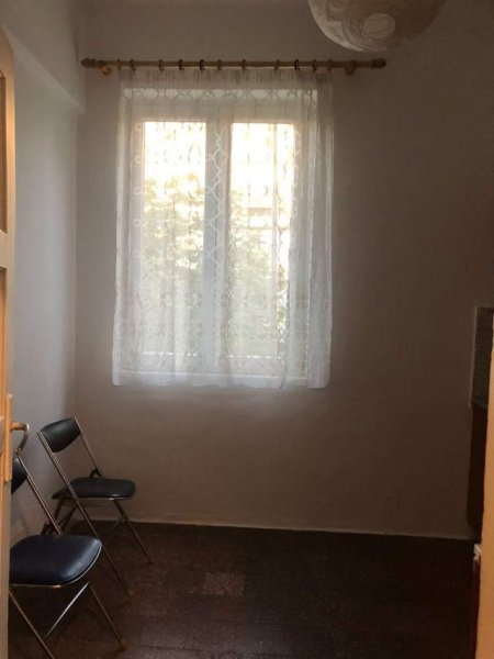 Tirane, jepet me qera apartament 2+1 Kati 2, 60 m² 400 Euro (Vasil Shanto)