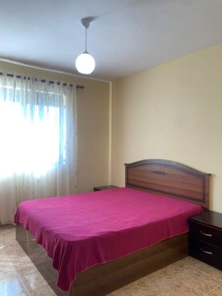 Tirane, jepet me qera 1+1+BLK Kati 3, 60 m² 280 Euro (ali demi)