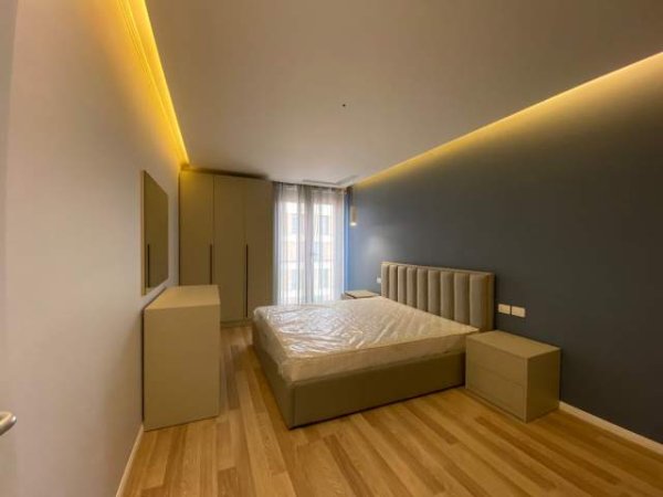 Tirane, jepet me qera apartament 2+1+A+BLK Kati 8, 90 m² 600 € (Fiori Di Bosco)