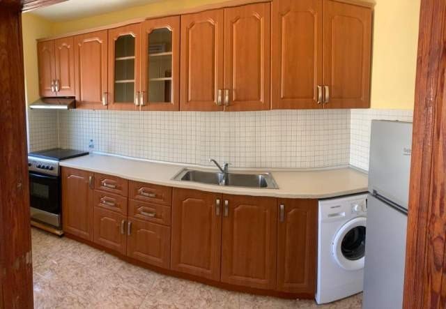 Tirane, jepet me qera 1+1+BLK Kati 3, 60 m² 280 Euro (ali demi)