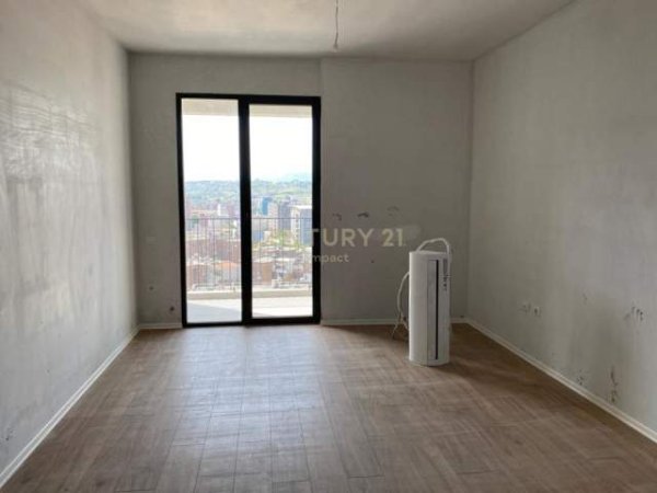 Tirane, shitet apartament 1+1+BLK Kati 10, 64 m² 79.000 Euro (oxhaku)