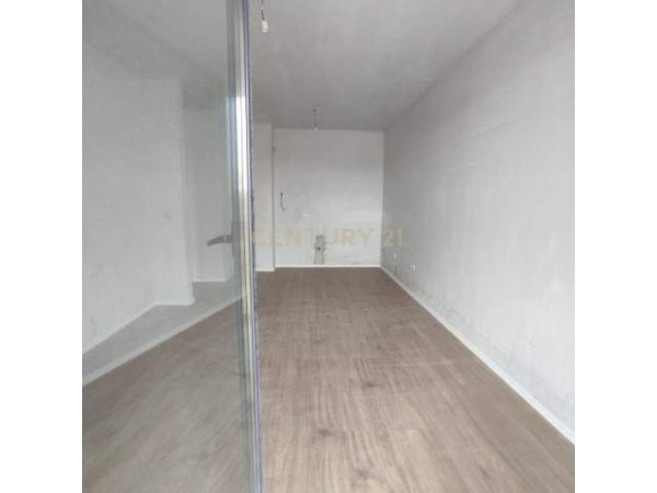 Tirane, shitet apartament 1+1+BLK Kati 10, 64 m² 79.000 Euro (oxhaku)