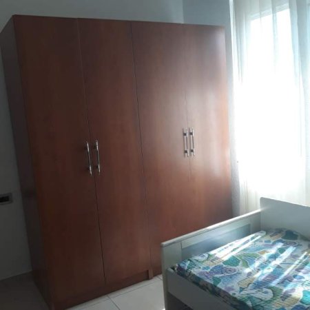 Tirane, jepet me qera apartament 2+1 Kati 1, 90 m² 25.000 Leke (pjeter budi)