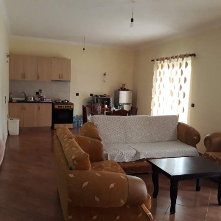 Tirane, jepet me qera 2+1+BLK Kati 2, 25.000 Leke
