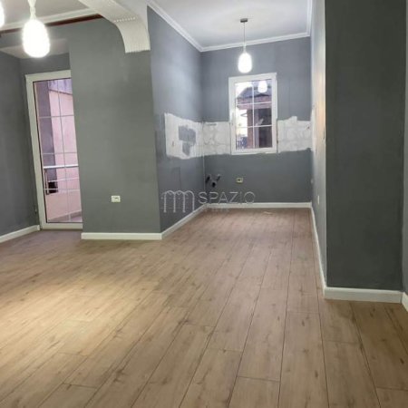 Tirane, shitet apartament 2+1+A+BLK Kati 5, 86 m² 100.000 Euro (Rruga Telo Ndini)