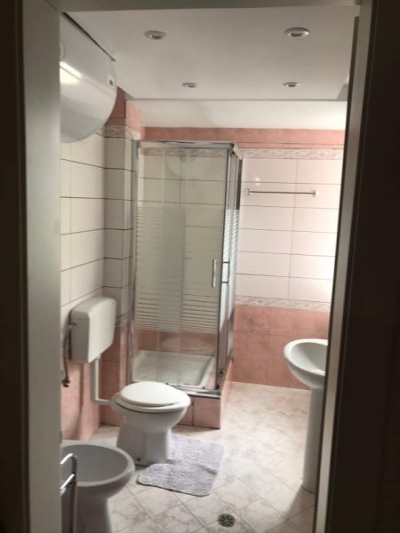 Tirane, jepet me qera apartament 3+1+A+BLK Kati 6, 125 m² 800 Euro (sulejman pasha)