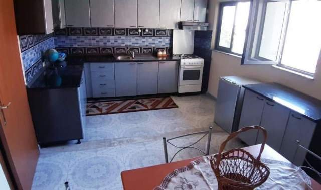 Tirane, jepet me qera apartament 2+1+BLK Kati 2, 29.000 Leke (Sule Gjashta)