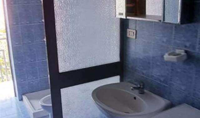 Tirane, jepet me qera apartament 2+1+BLK Kati 2, 29.000 Leke (Sule Gjashta)