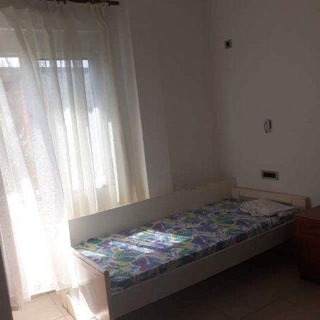 Tirane, jepet me qera apartament 2+1 Kati 1, 90 m² 25.000 Leke (pjeter budi)