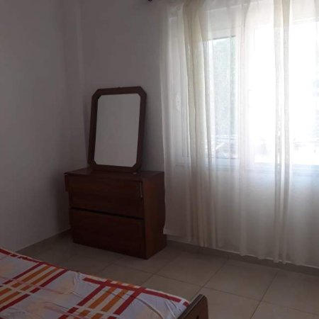 Tirane, jepet me qera apartament 2+1 Kati 1, 90 m² 25.000 Leke (pjeter budi)