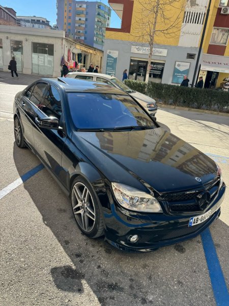 Shitet C-class Viti 2009 c300 4 matic AMG -Line fabrike