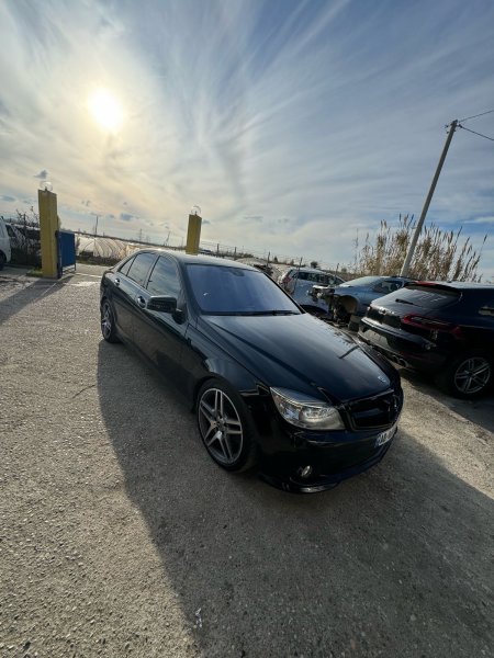 Shitet C-class Viti 2009 c300 4 matic AMG -Line fabrike