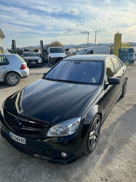 Shitet C-class Viti 2009 c300 4 matic AMG -Line fabrike