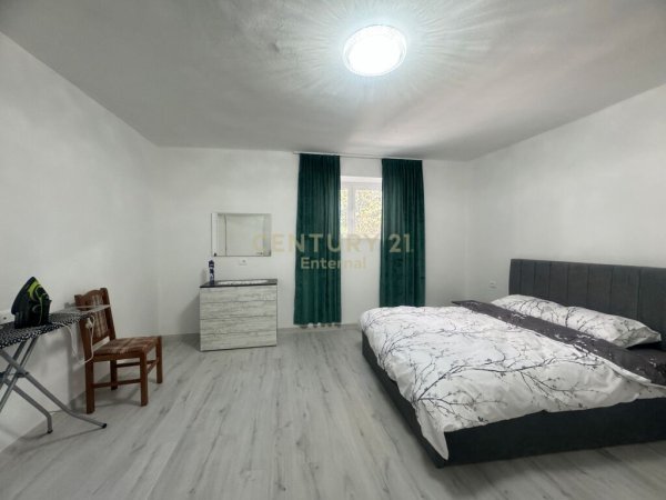 BLLOK, JEPET ME QIRA APARTAMENT 2+1+VERANDE!