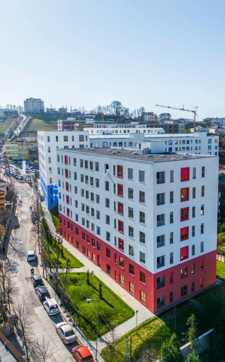 Shitet apartament 2+1 ne rezidencen Kaimi, prane kompleksit Mangalem21