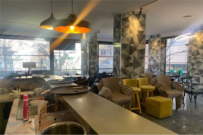 Jepet lokal me qera te Mine Peza, 850 Euro