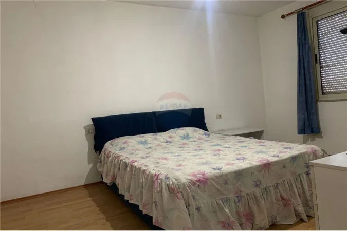 Shitet apartament 2+1 ne Vore, 76,000€