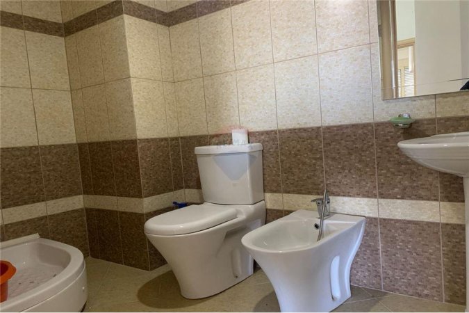 Shitet apartament 2+1 ne Vore, 76,000€