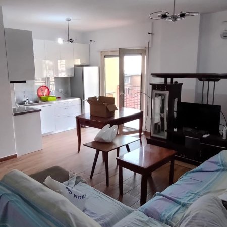 Apartament per qera 2+1 rruga Sami Farsheri prane Nobis Wellnes Center !!!