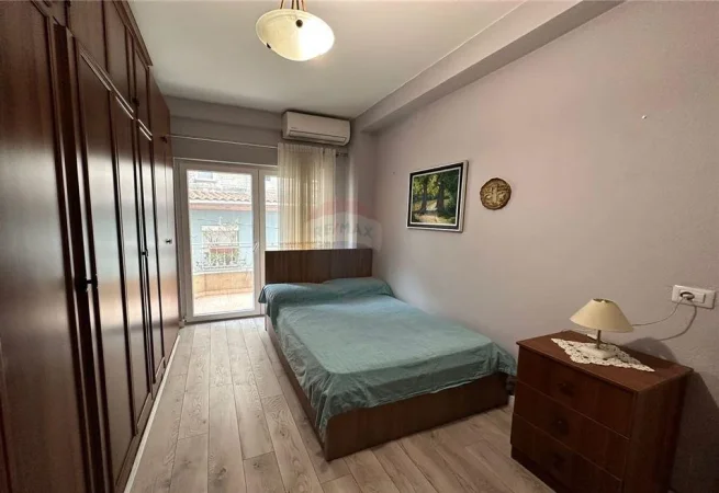 SHITET APARTAMENT 2+1 RRUGA FERIT XHAJKO!