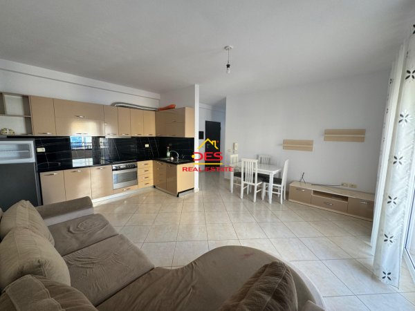 🏡 JEPET ME QIRA APARTAMENT 2+1
TE ÇIPAJT,VLORË