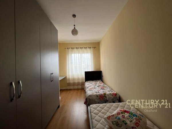 Apartament 2+1 për Qira në Yzberish, Tiranë - 380€ | 95m²