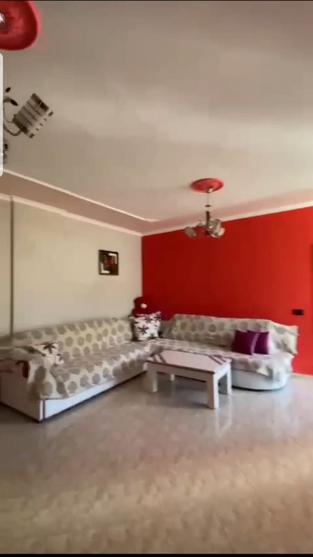 Apartament 2+1 me Qera ne Fresk, prane Thesarit