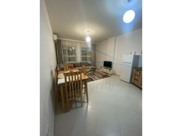 Qera , Apartament 1+1 , Unaza e Re , Tirane .