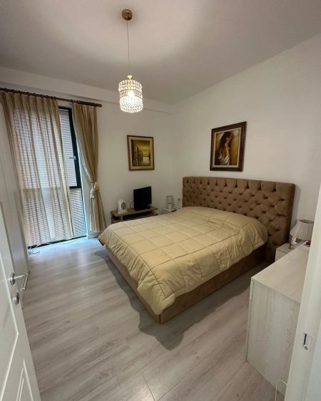 Apartament per shitje!