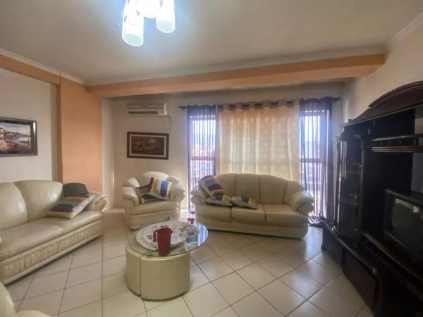 Apartament 2+2+BLK me Qera ne Astir, rr.Teodor Keko