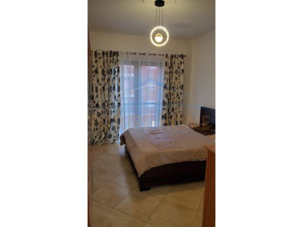 Qera , Apartament 1+1 , Unaza E Re, Tirane