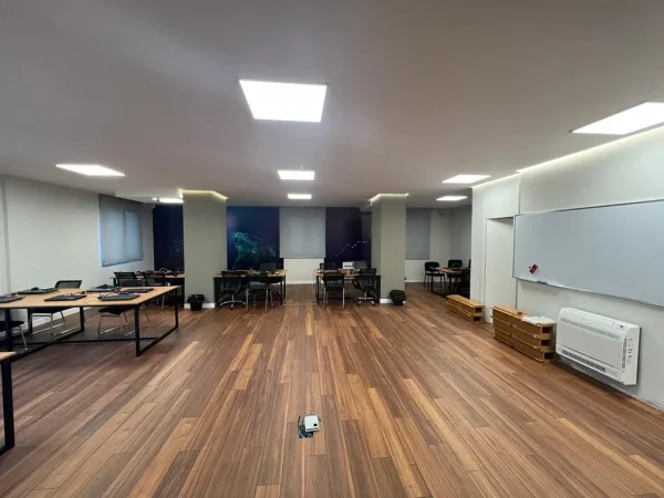 Apartament ne shitje!