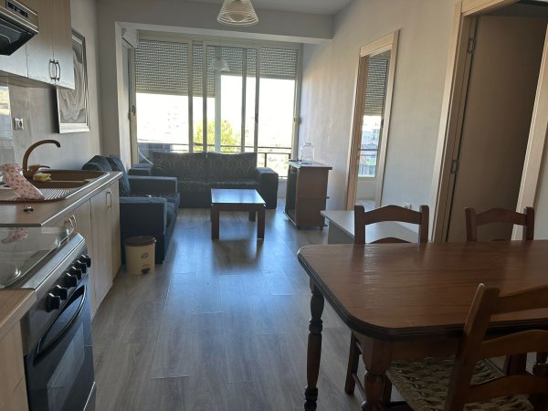 Apartament 2+1 Tregu elektrik, mbi Shkolen e Baletit