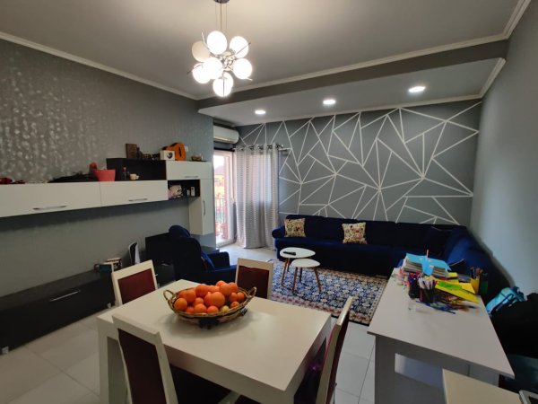 Tirane,Apartament #perShitje  2+1 (Ali Demi)