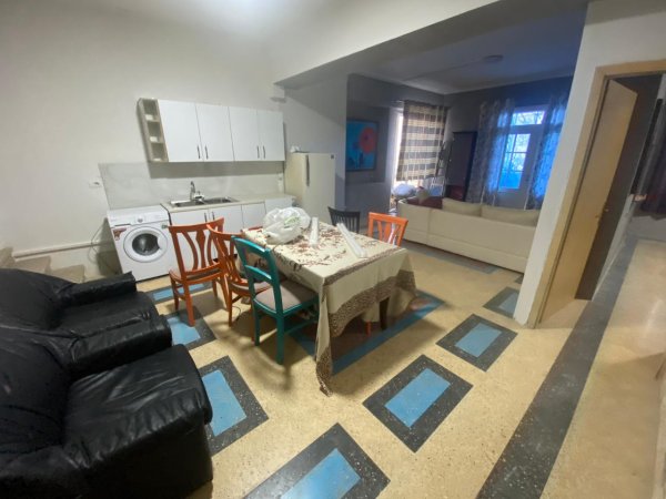 Apartament me Qera 1+1