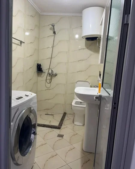 Jepet me Qera Shtepi Private 2+1  Sauk i Vjeter, prane shkolles "Rreze Drite"