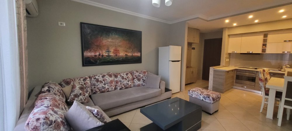 Jepet me Qira 3+1+2 Apartament Tirane