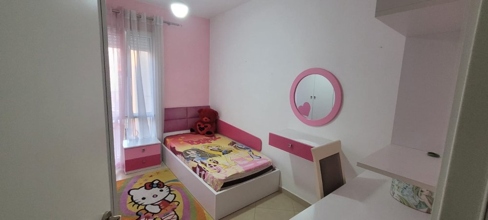 Jepet me Qira 3+1+2 Apartament Tirane