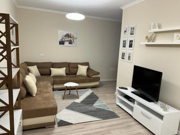 Qera, Apartament 1+1+Ballkon